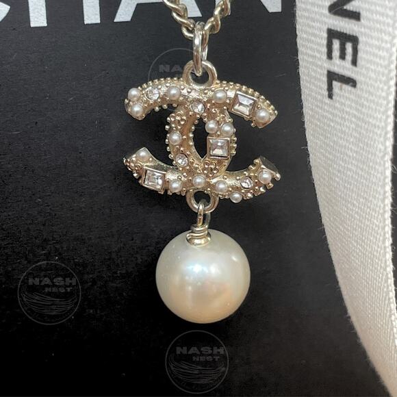 CHANEL Pearl, Strass Crystal CC Pendant Necklace | C22V C22C France Rare Limited - Picture 7 of 15